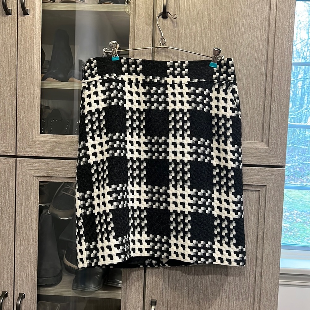 Merona size 6 winter skirt
